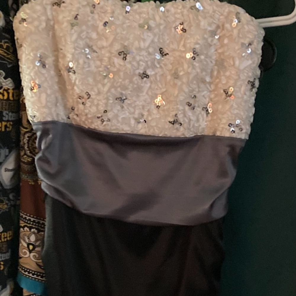 Woman’s cocktail dress, knee/able knee length